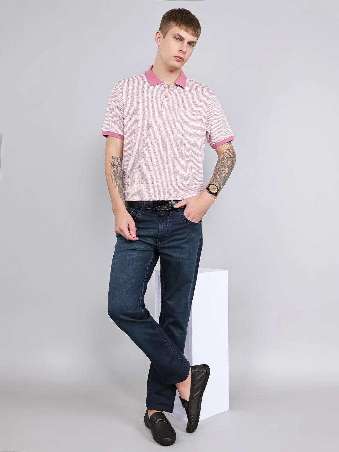 Men Pink Stripe Collar Half Sleeve T-Shirt