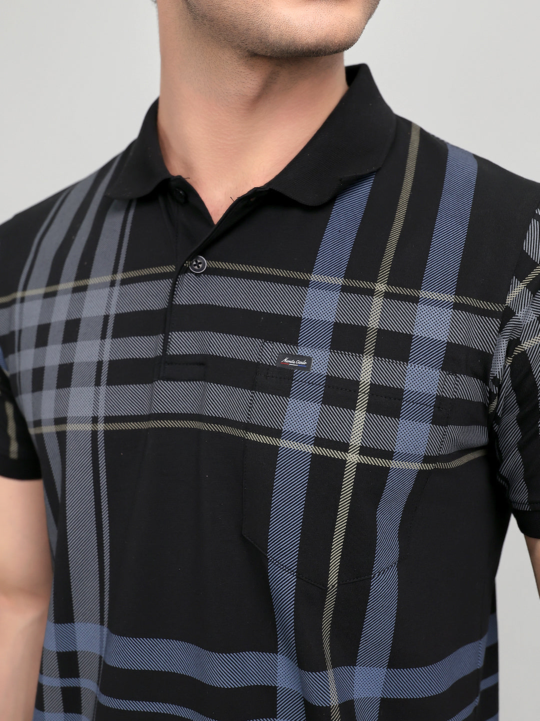 Men Black Printed Collar Half Sleeve T-Shirt