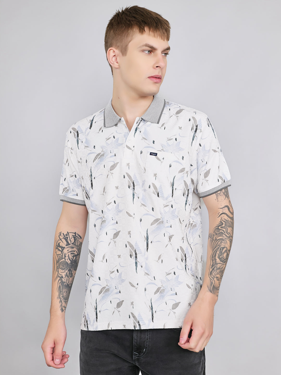 Men White Printed Collar Half Sleeve T-Shirt