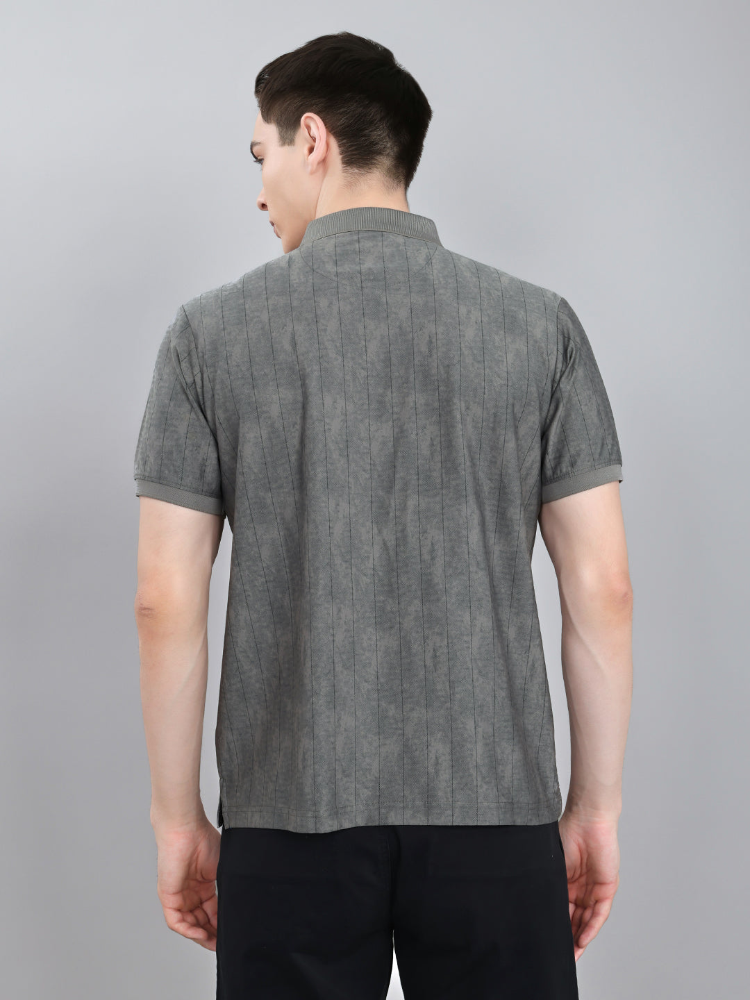Men Grey Stripe Collar Half Sleeve T-Shirt