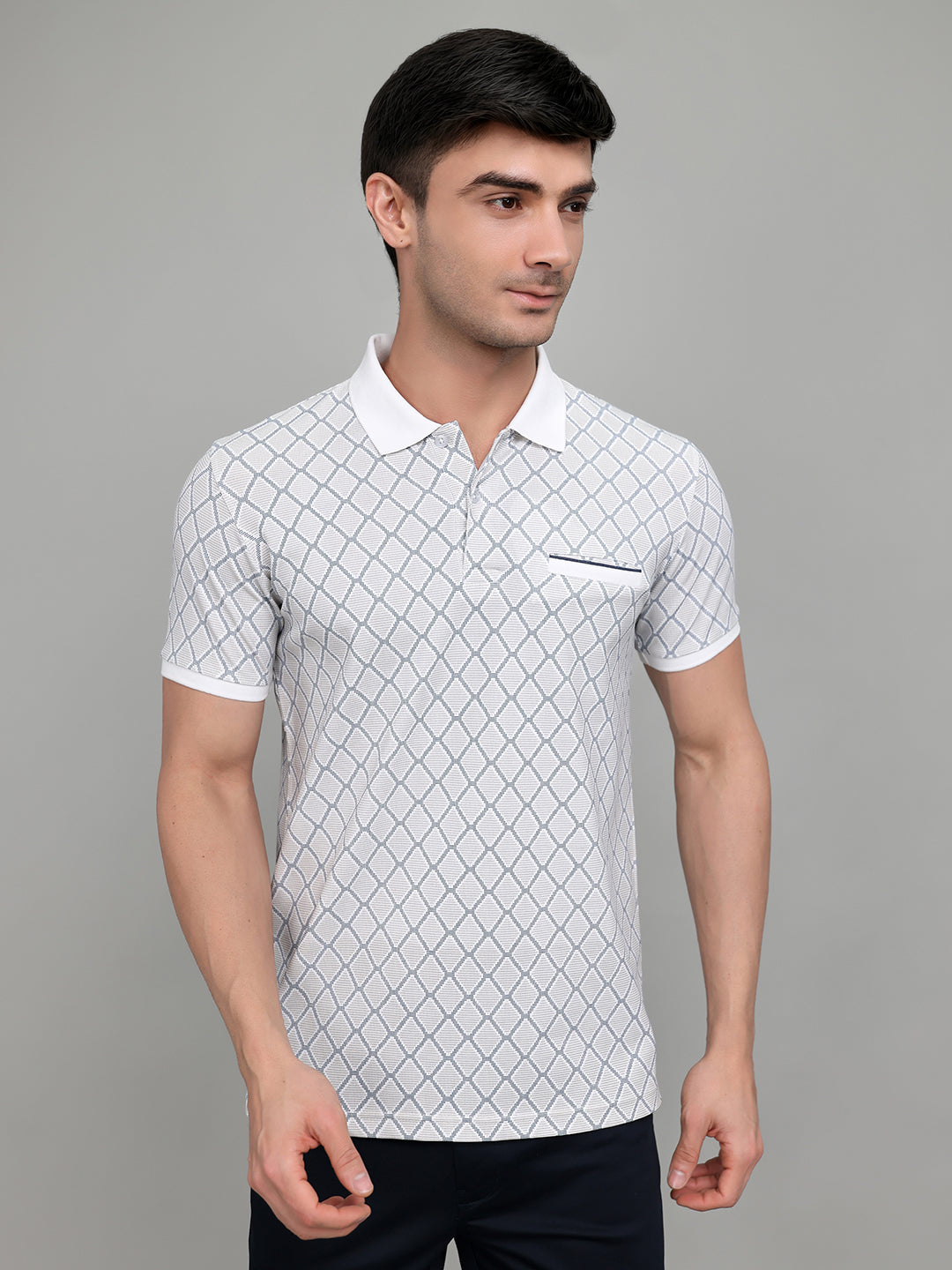 Men Off White Printed Collar Half Sleeve T-Shirt