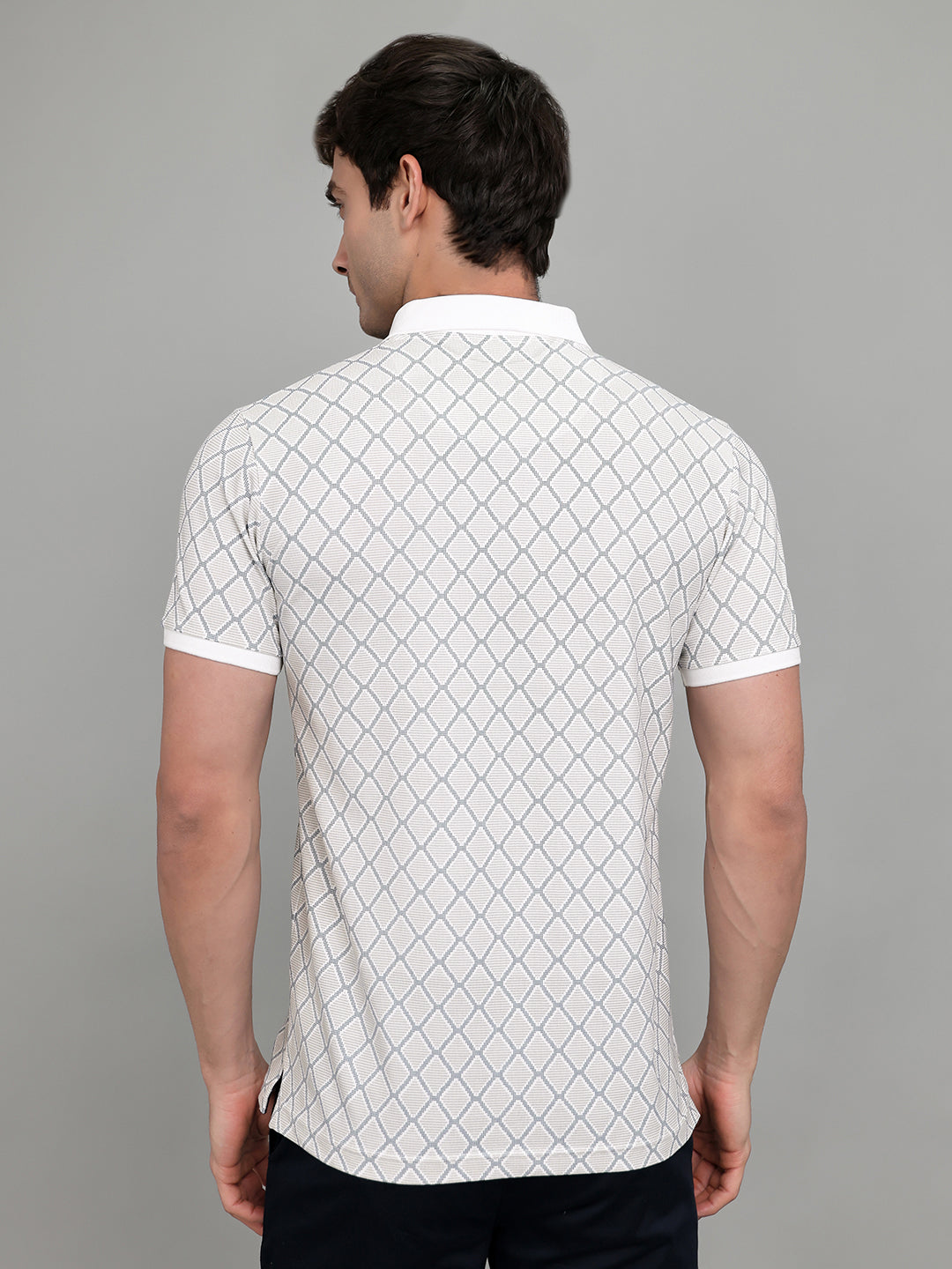 Men Off White Printed Collar Half Sleeve T-Shirt