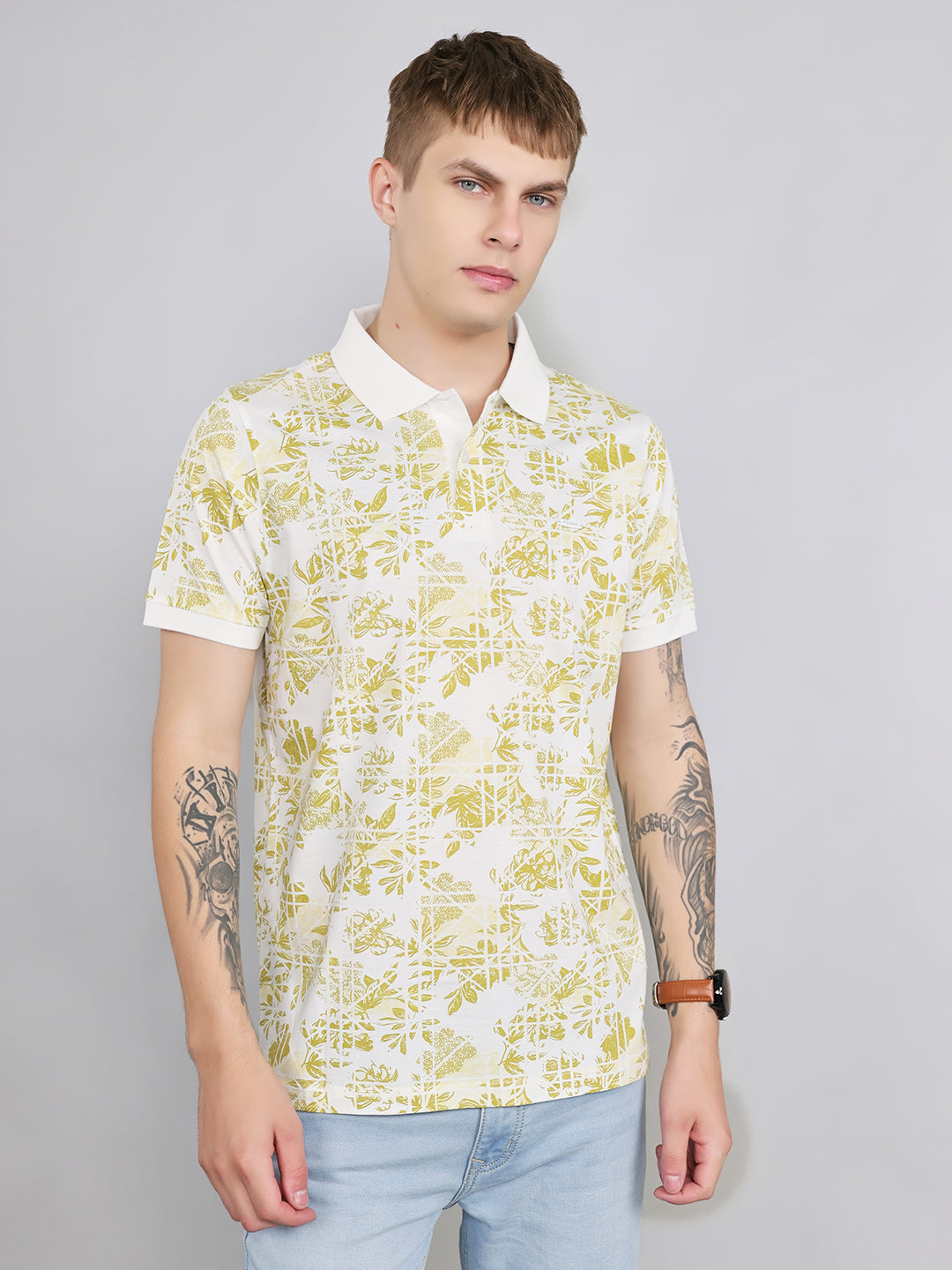 Men Yellow Printed Collar Half Sleeve T-Shirt