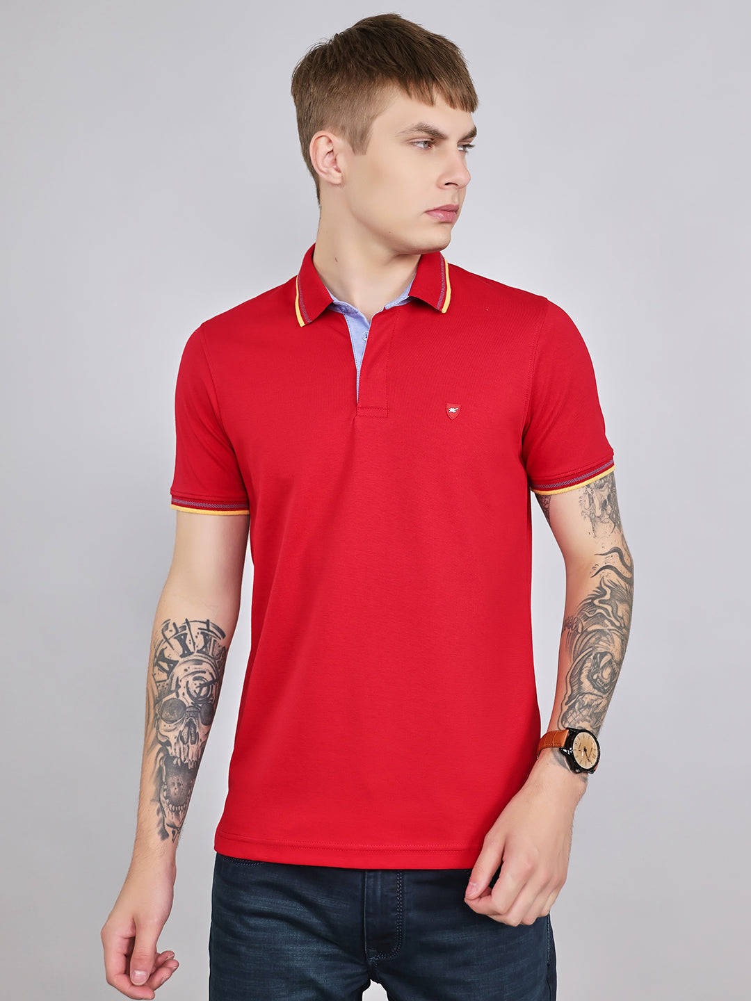 Men Red Solid Collar Half Sleeve T-Shirt