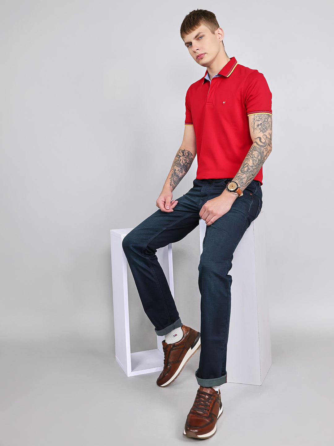 Men Red Solid Collar Half Sleeve T-Shirt