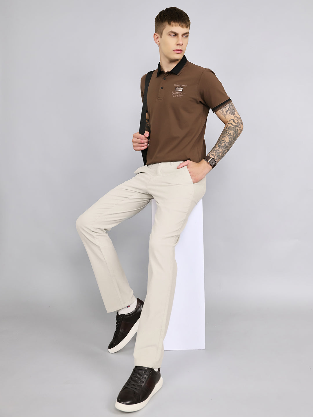 Men Brown Solid Collar Half Sleeve T-Shirt