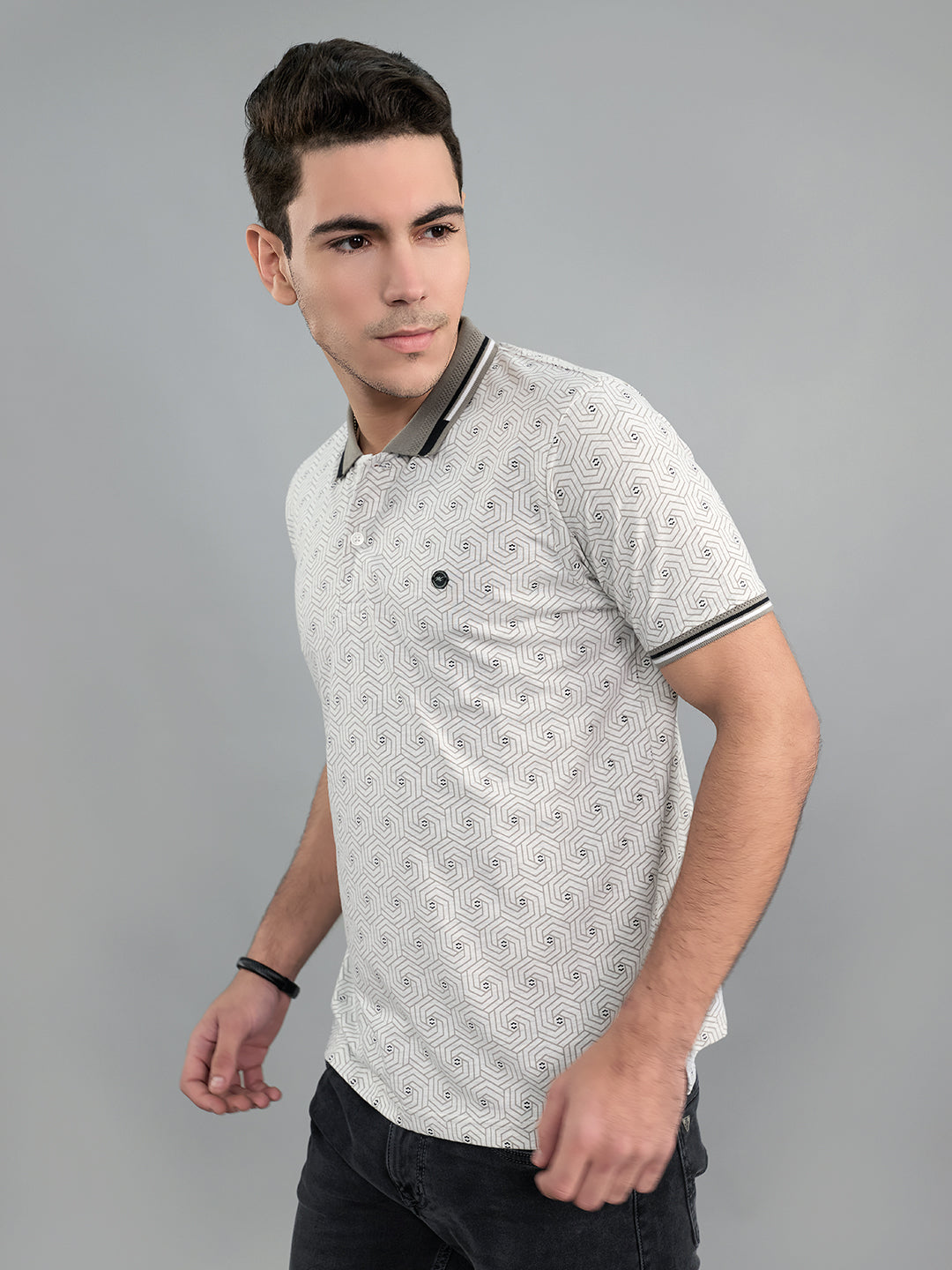 Men Grey Geometric Polo Collar Half Sleeve T-Shirt
