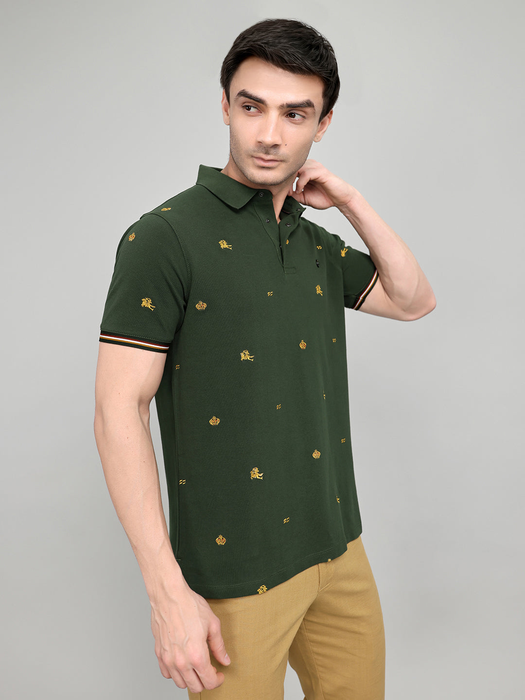 Men Green Embroidered Collar Half Sleeve T-Shirt