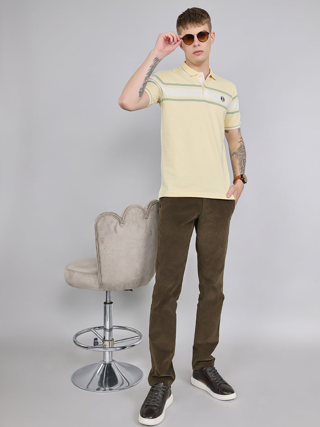 Men Yellow Stripe Collar Half Sleeve T-Shirt