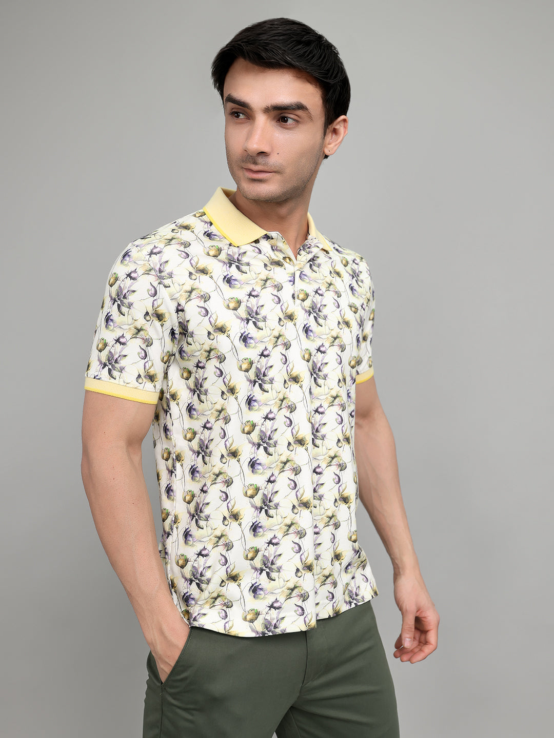 Men Yellow Solid Polo Collar Half Sleeve T-Shirt