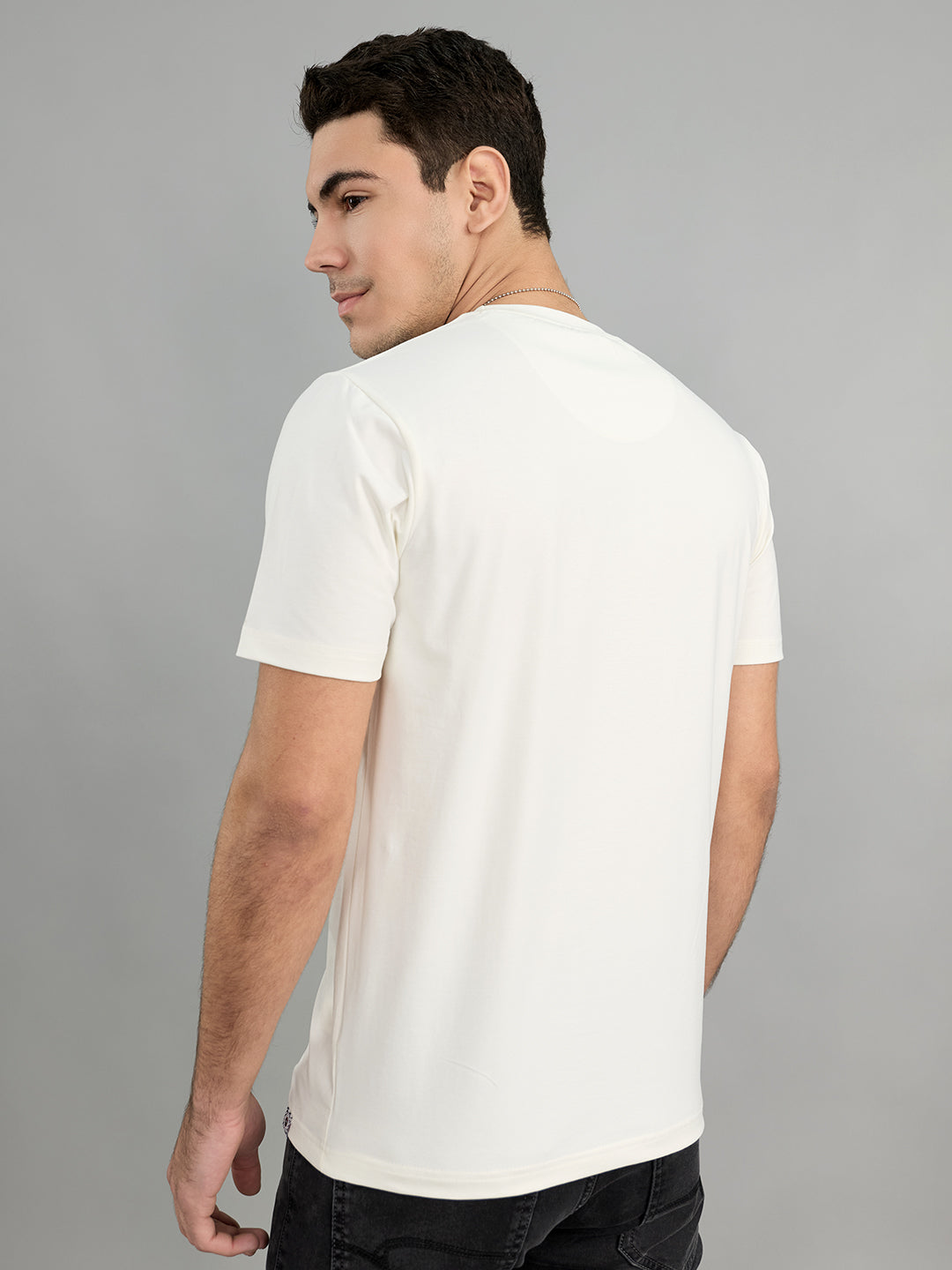 Men White Printed Round Neck Half Sleeve T-Shirt