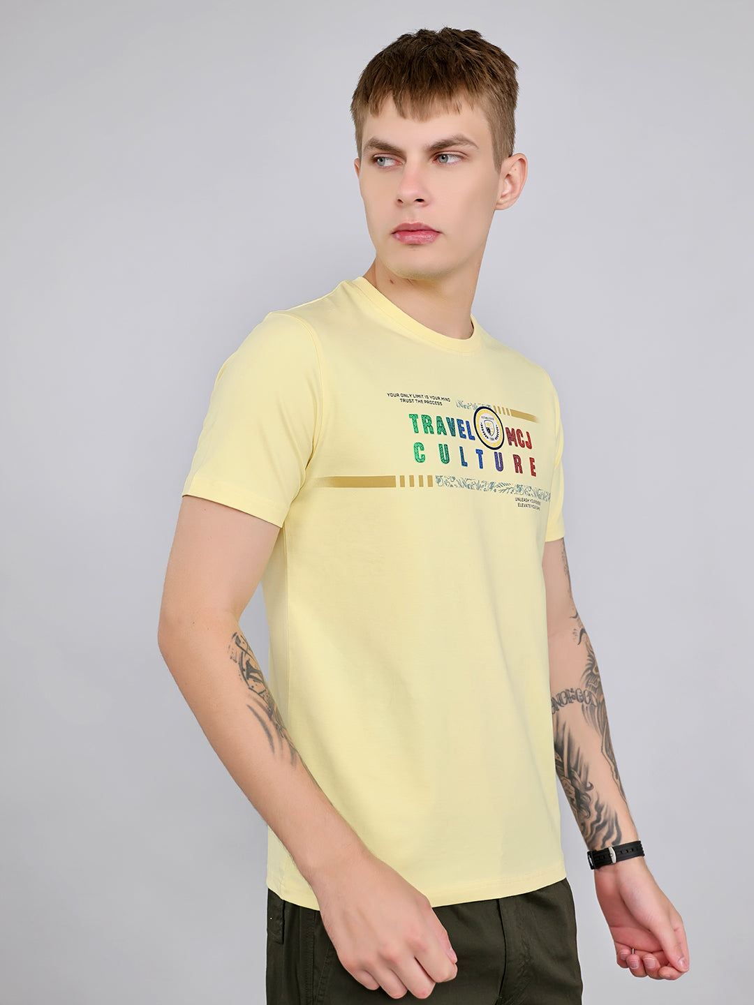 Men Yellow Printed Round Neck Half Sleeve T-Shirt