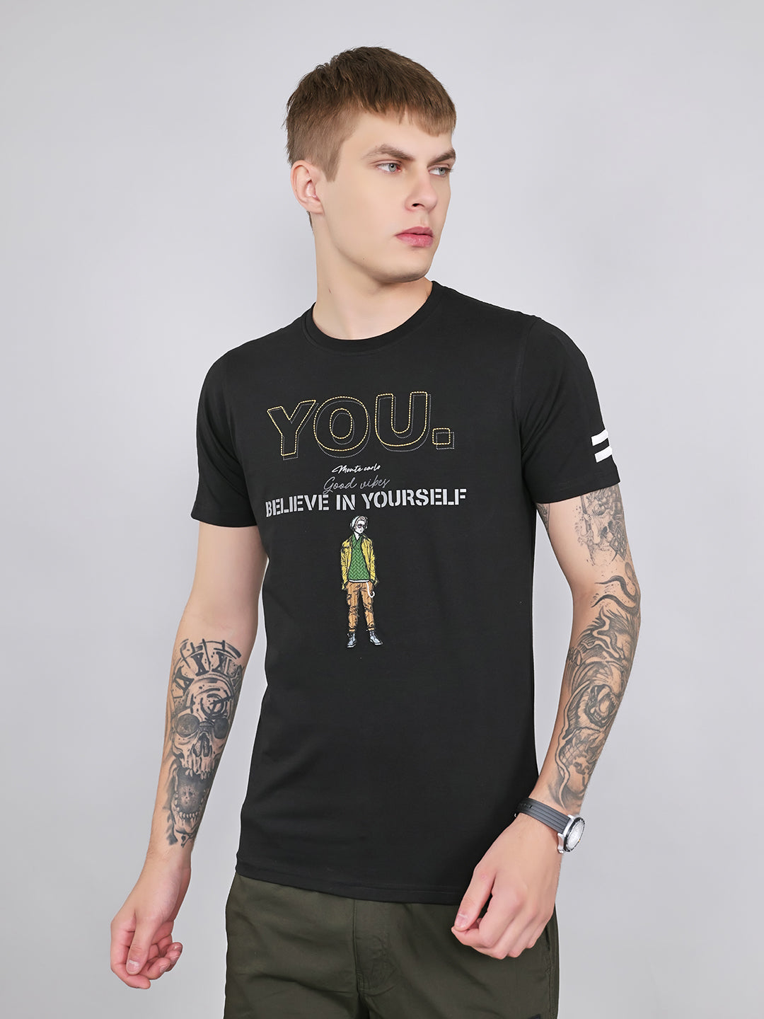 Men Black Printed Round Neck Half Sleeve T-Shirt