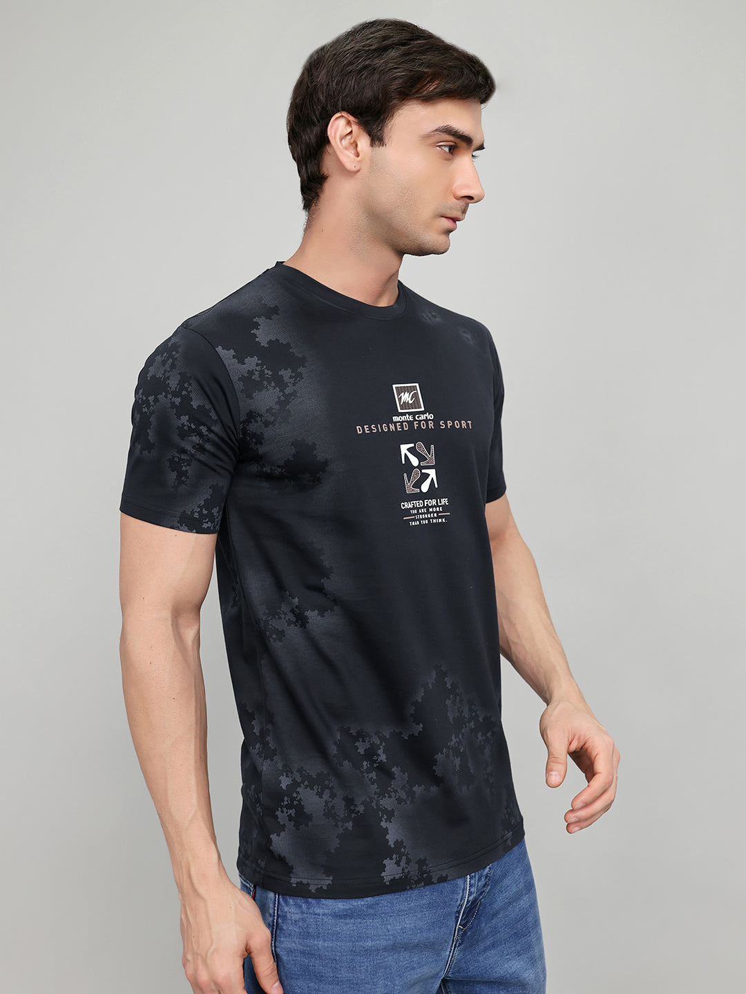 Men Navy Blue Printed Round Neck Half Sleeve T-Shirt