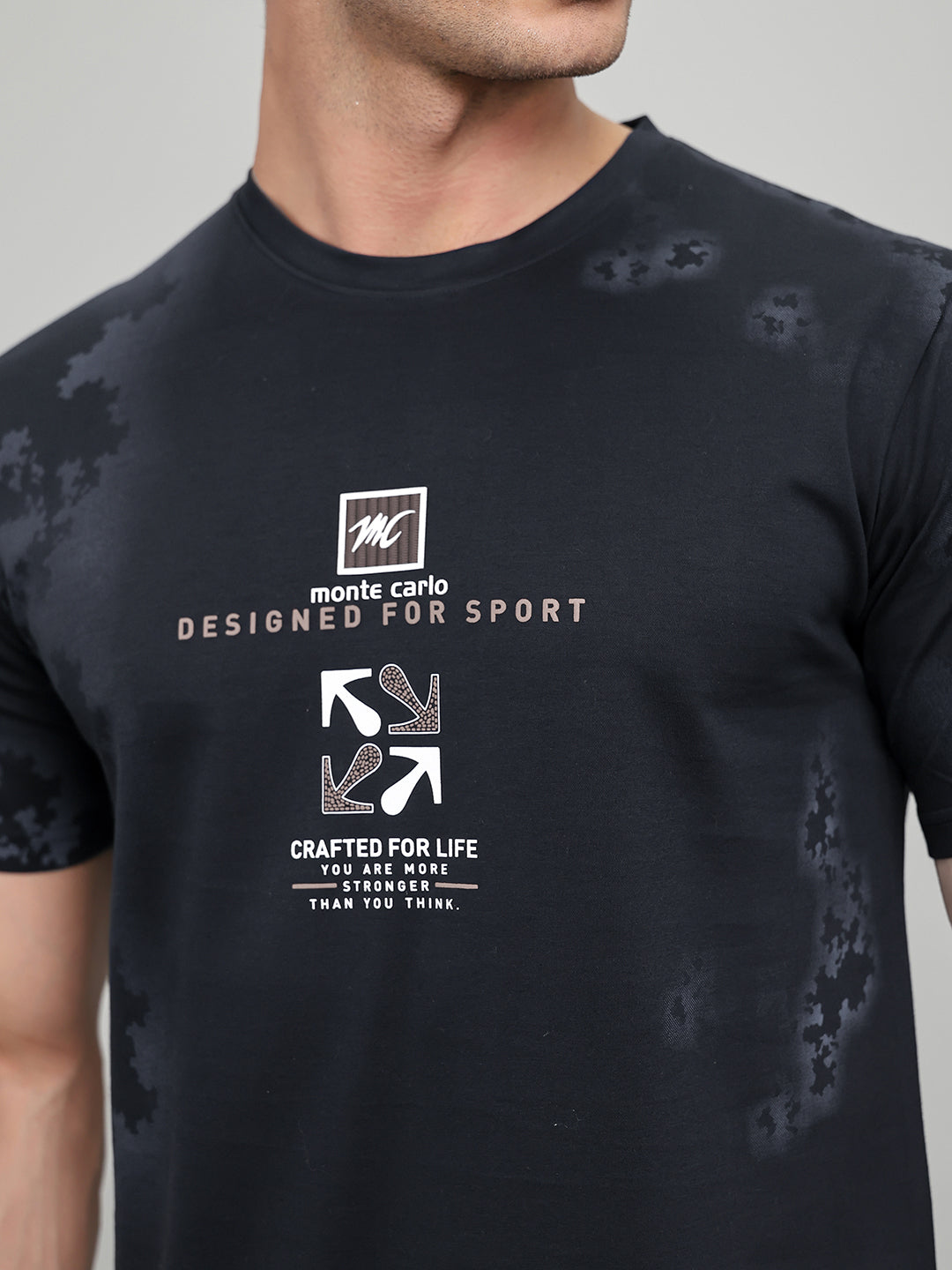 Men Navy Blue Printed Round Neck Half Sleeve T-Shirt