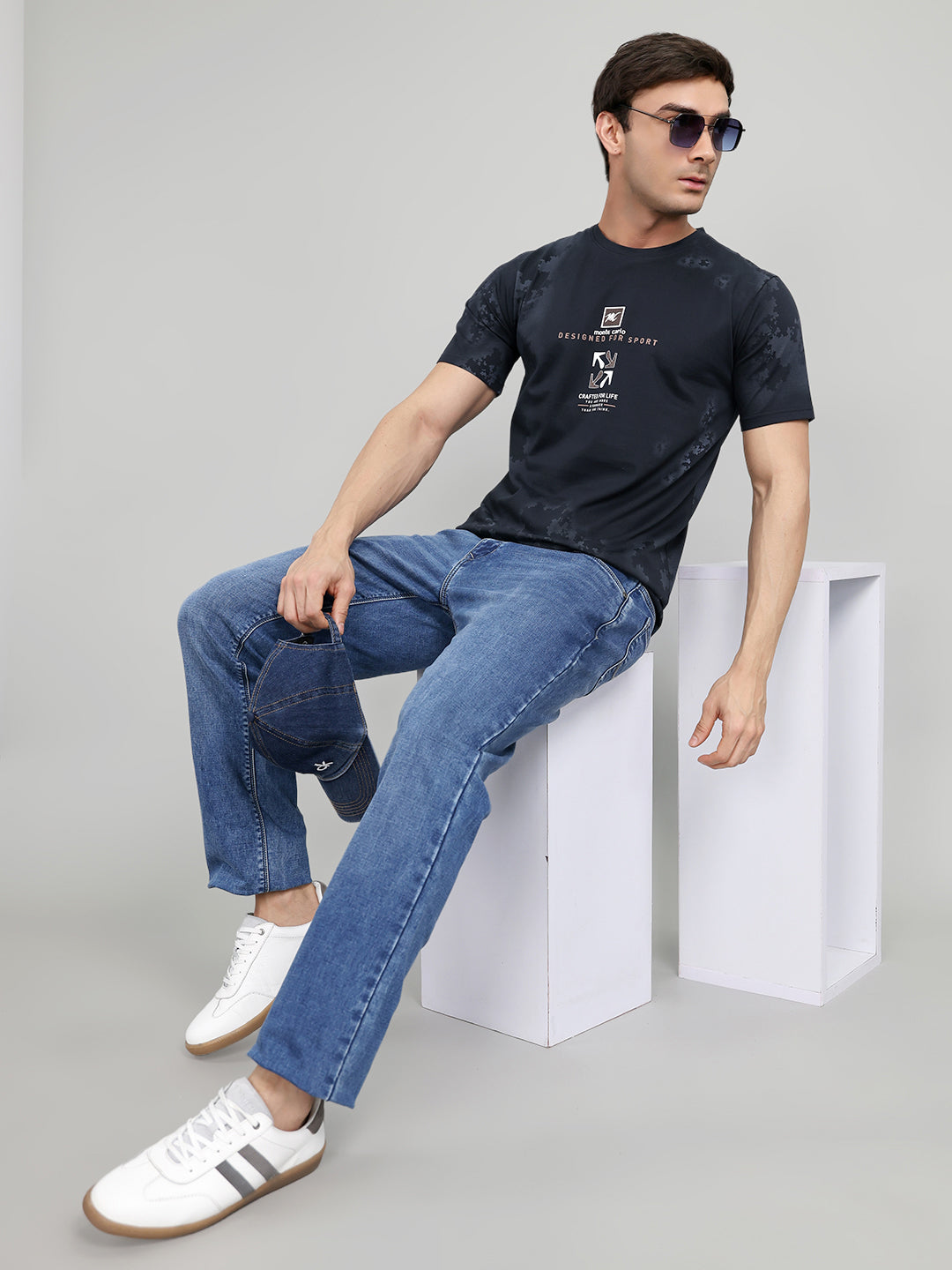 Men Navy Blue Printed Round Neck Half Sleeve T-Shirt