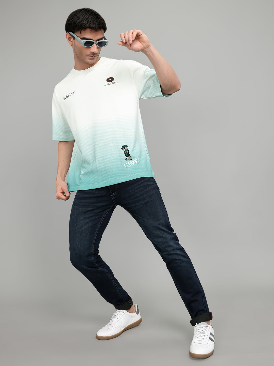 Men Off White Solid Round Neck Half Sleeve T-Shirt