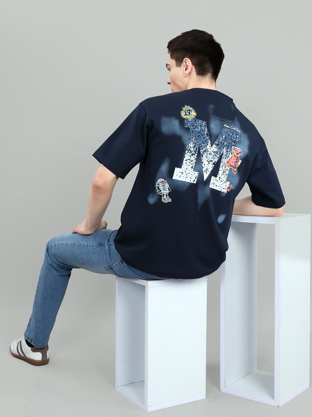 Men Navy Blue Solid Round Neck Half Sleeve T-Shirt