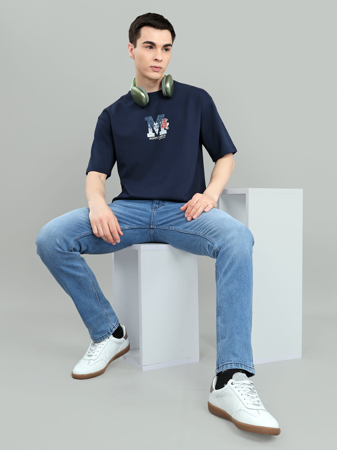 Men Navy Blue Solid Round Neck Half Sleeve T-Shirt