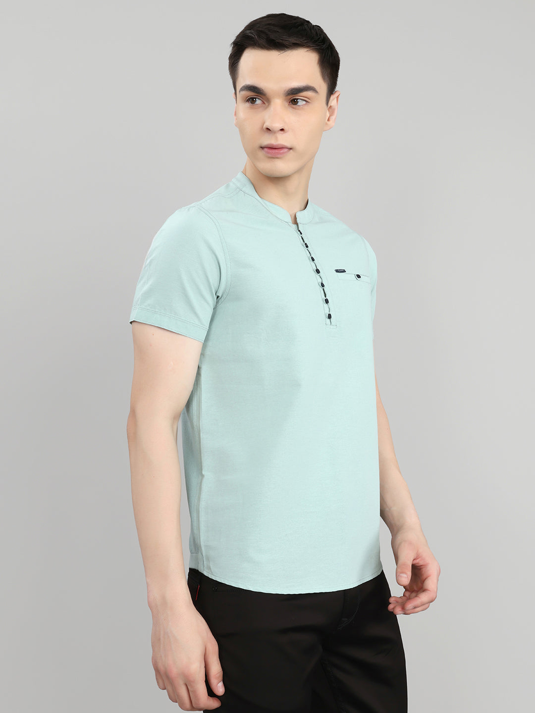 Men Light Green Solid Henley Neck Half Sleeve Kurta