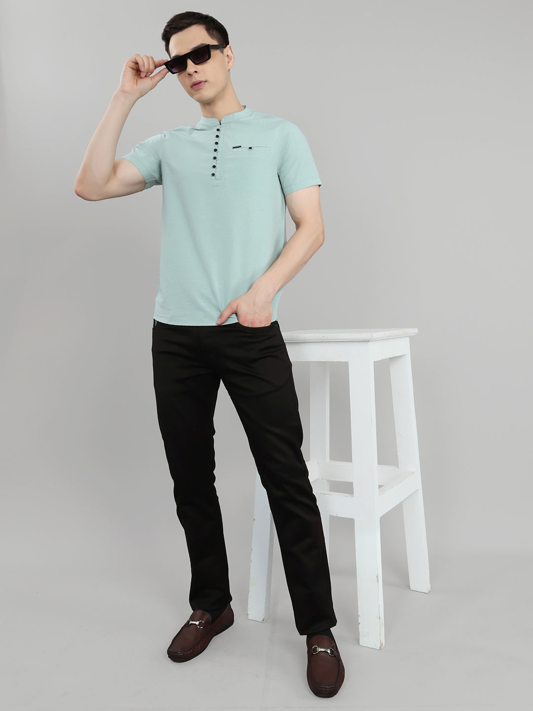Men Light Green Solid Henley Neck Half Sleeve Kurta