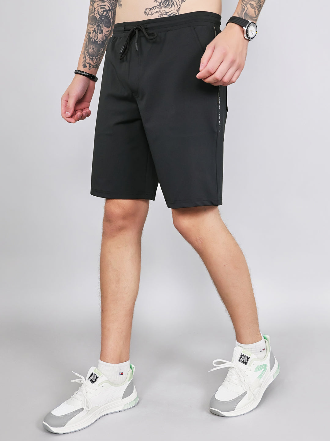 Men Black Solid Smart Fit Bermuda