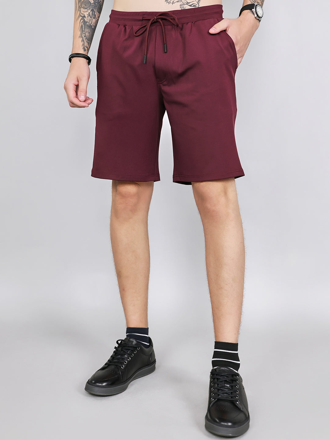 Men Maroon Solid Smart Fit Bermuda