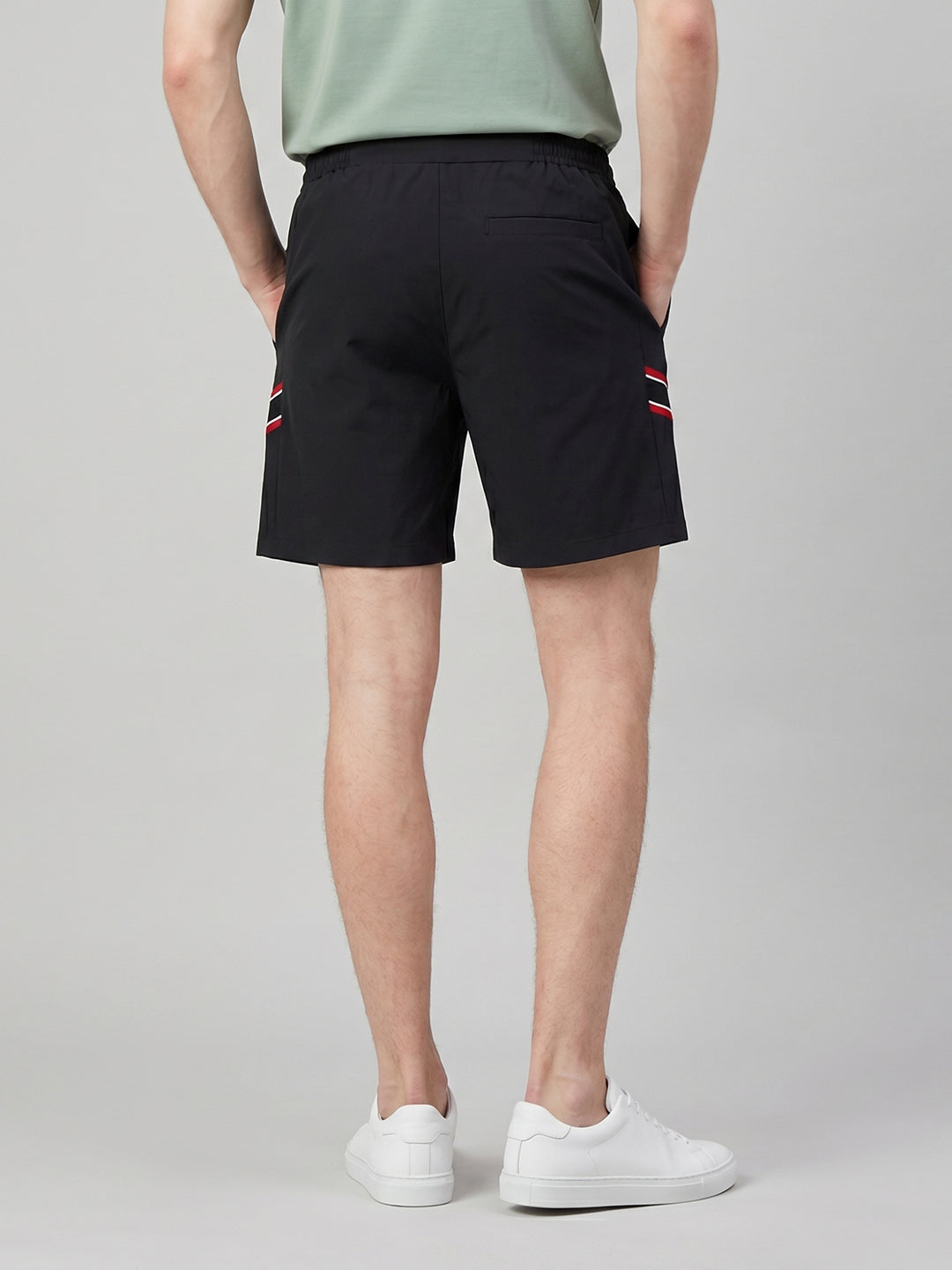 Men Black Solid Slim Fit Bermuda