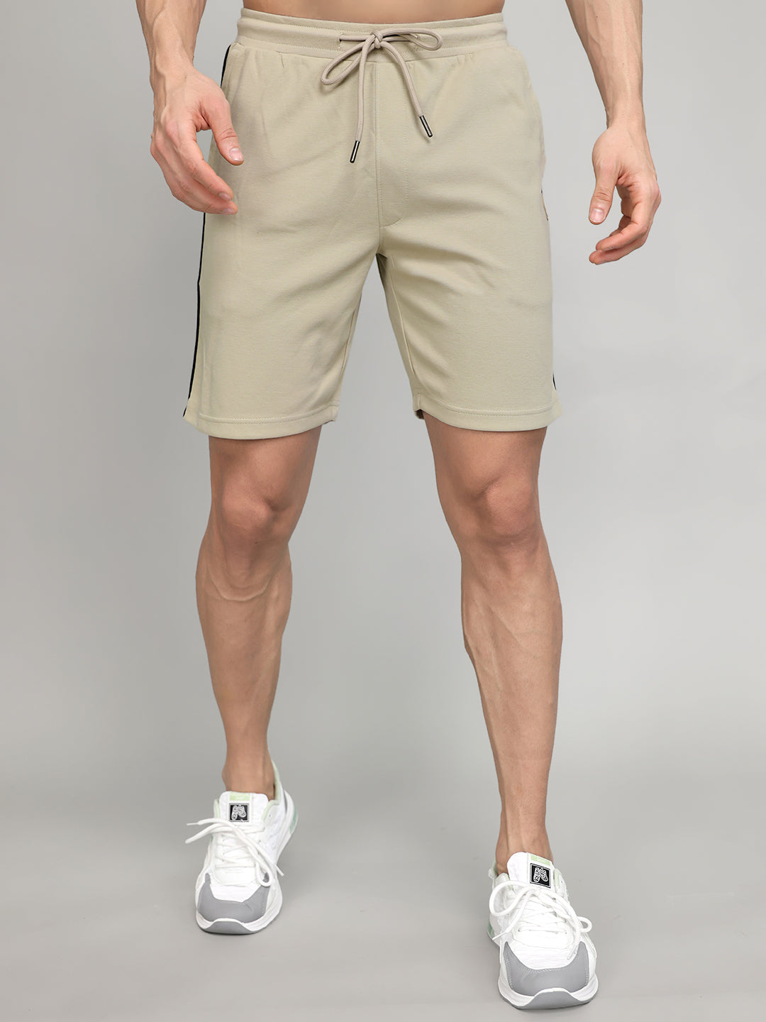 Men Beige Solid Regular Fit Bermuda