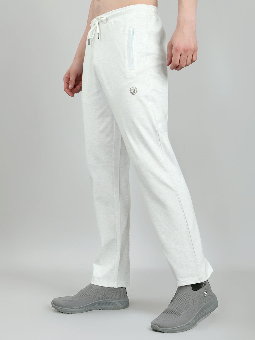 Men Off White Solid Regular Fit Lower