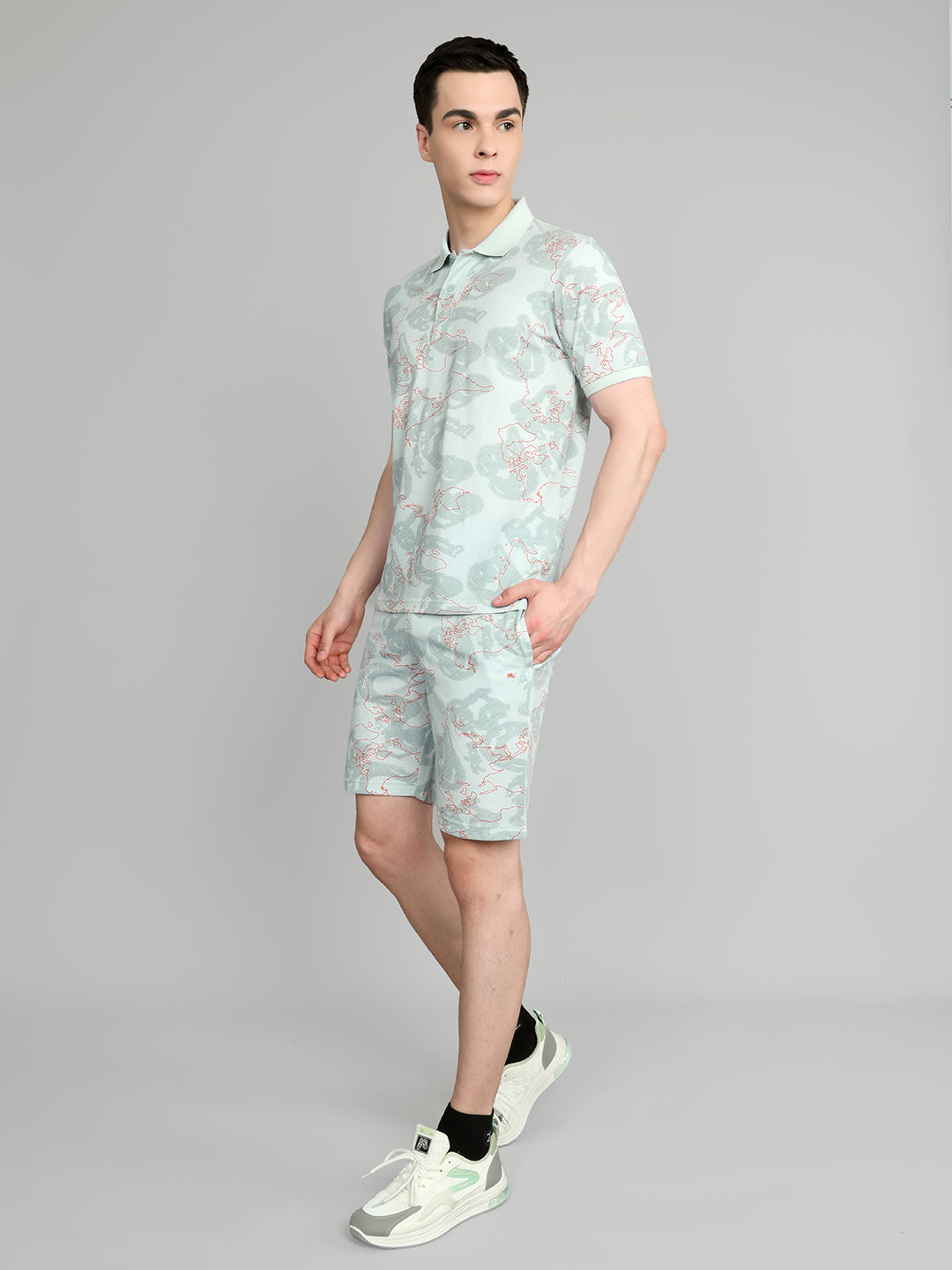 Men Pastel Blue Solid Collar Half Sleeve Bermuda Set