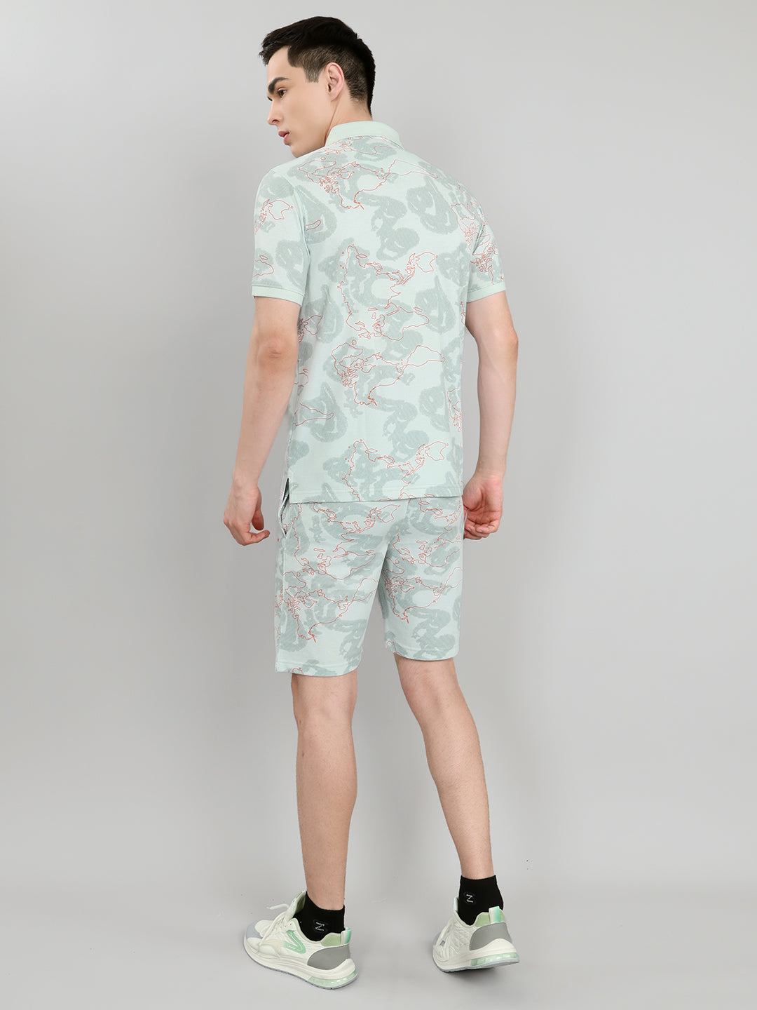 Men Pastel Blue Solid Collar Half Sleeve Bermuda Set