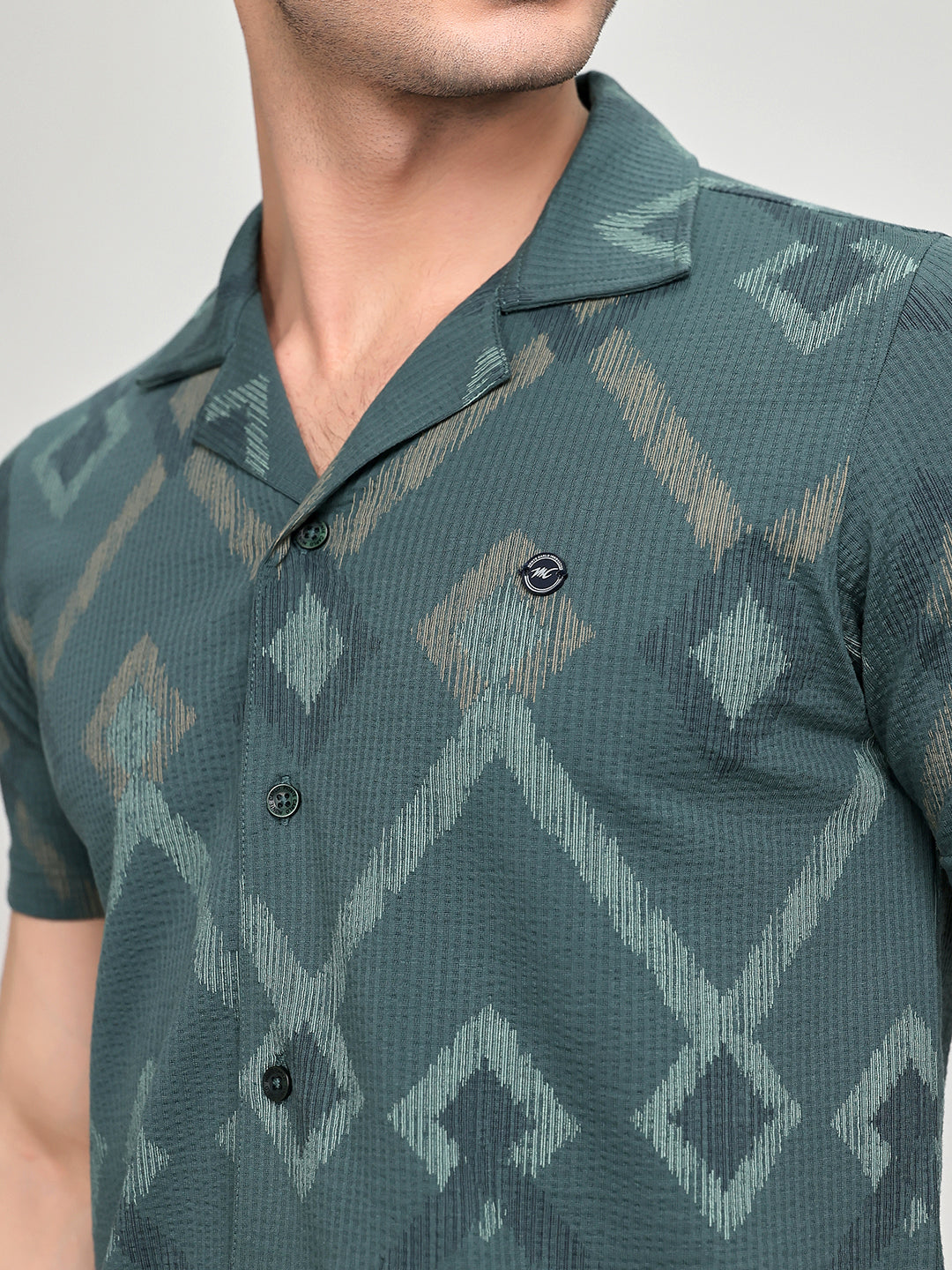 Men Green Self Design Regular Fit Bermuda Set