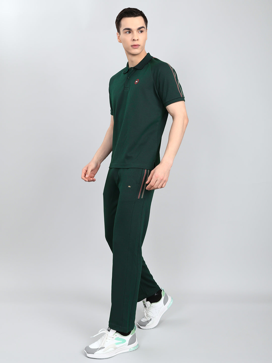 Men Green Solid Round Neck Half Sleeve Lower Set