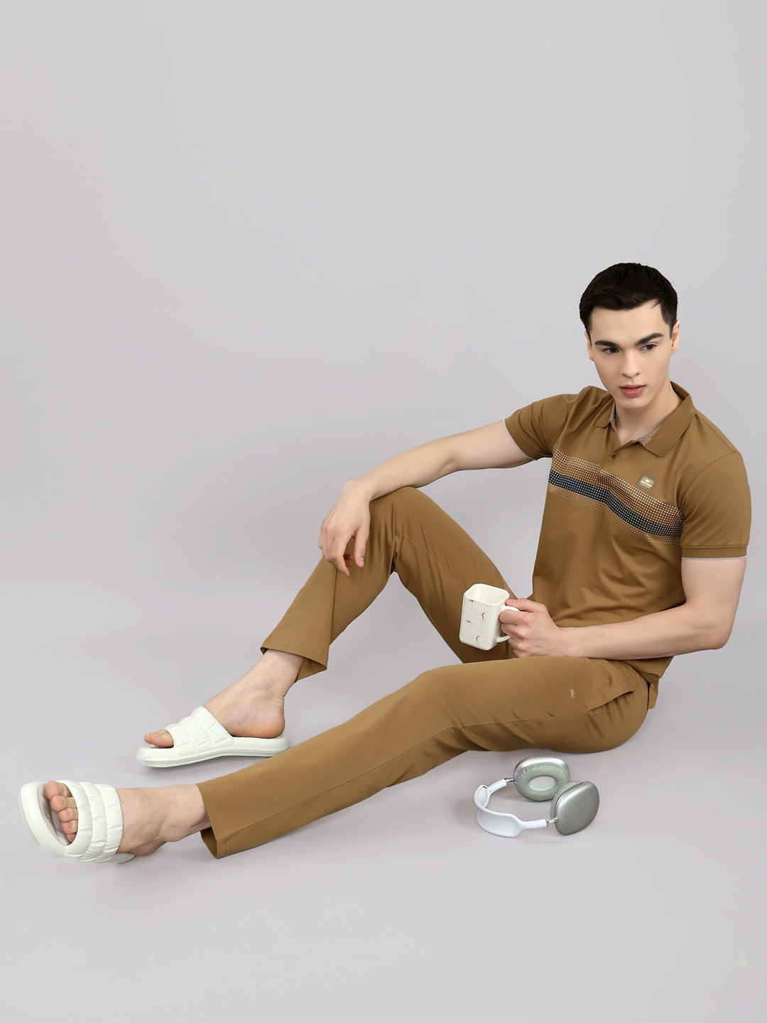 Men Brown Solid Round Neck Half Sleeve Lower Set