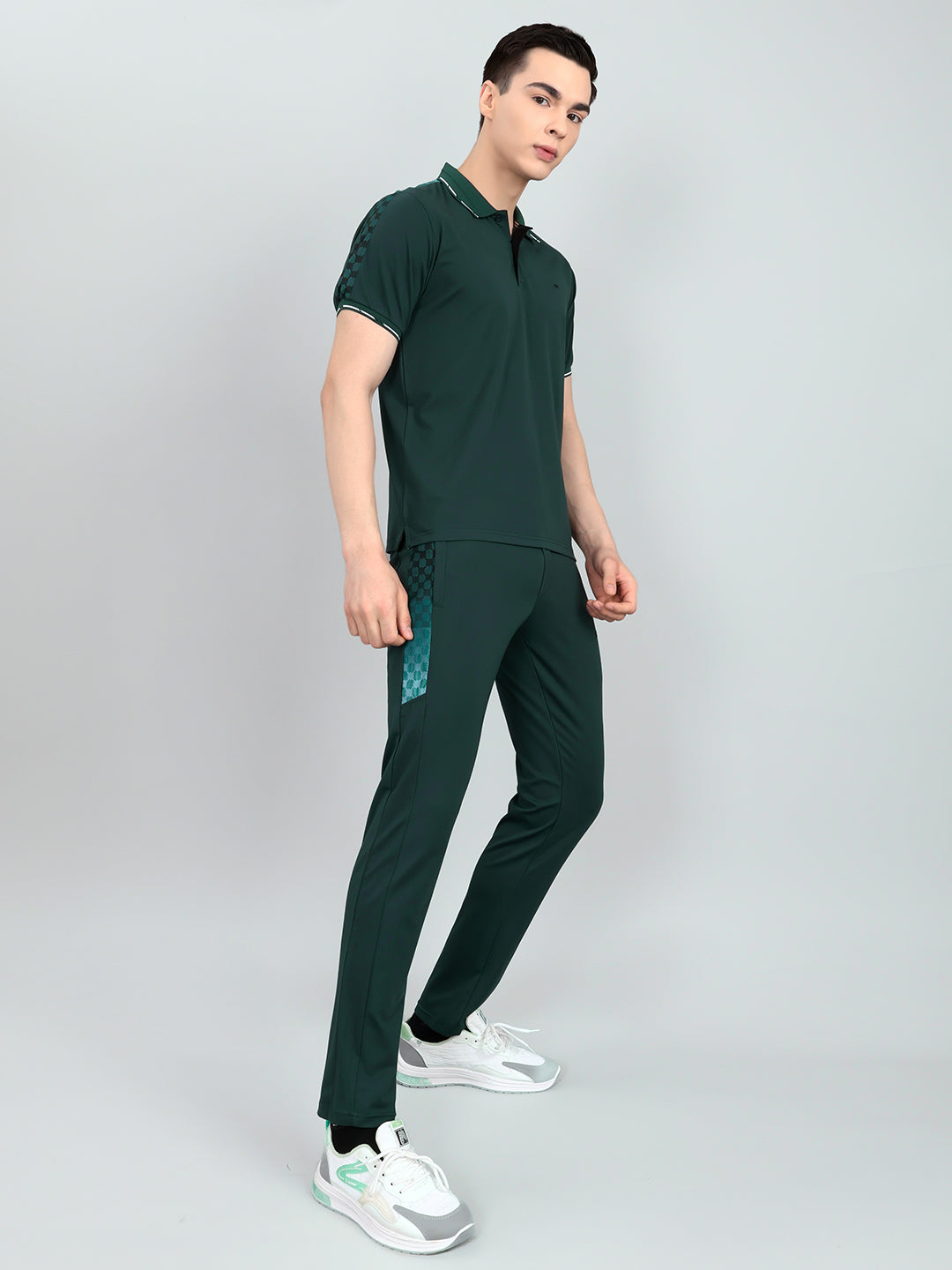 Men Green Solid Collar Half Sleeve Lower Set