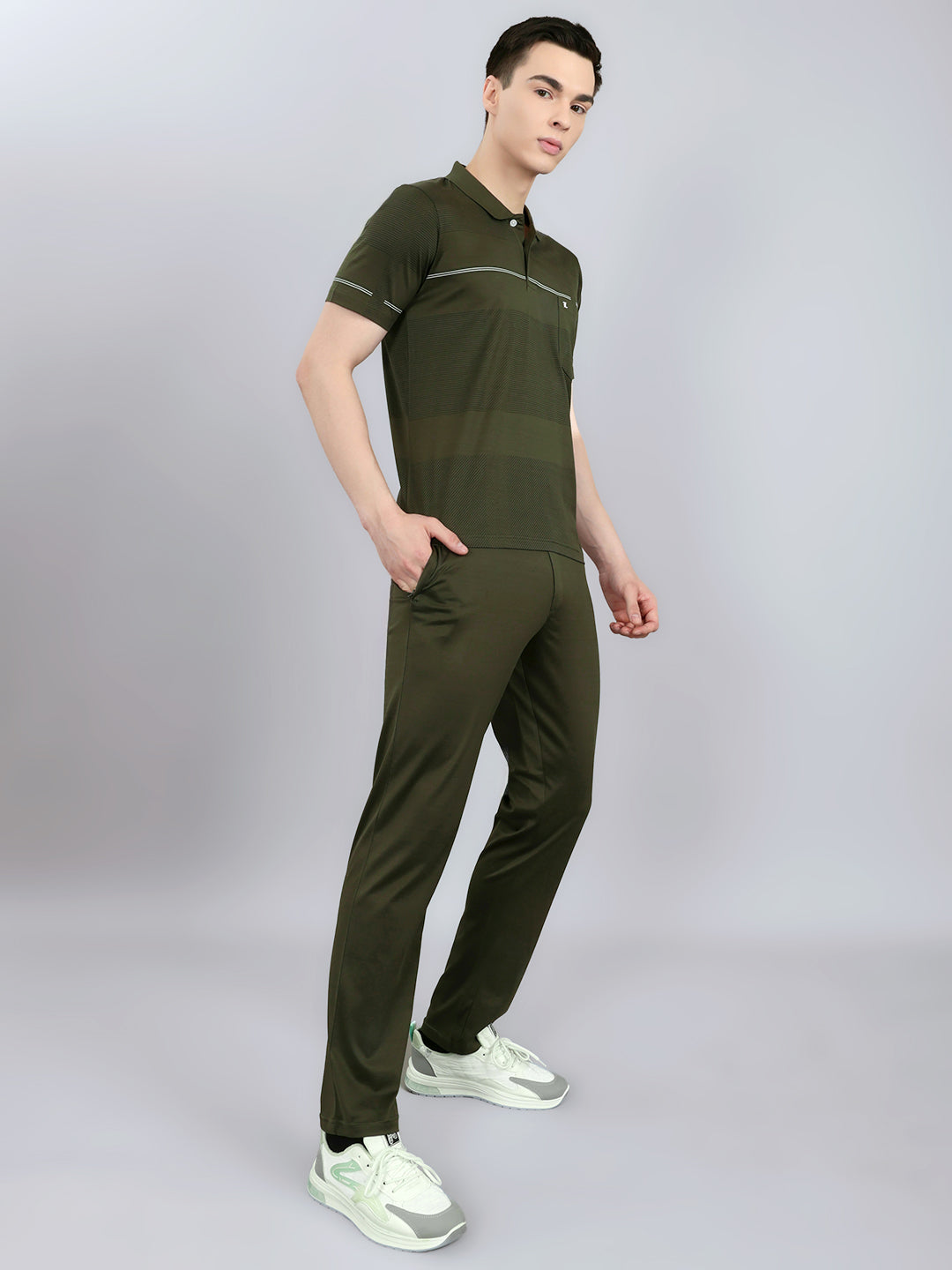 Luxuria Men Olive Solid Round Neck Half Sleeve Lower Set