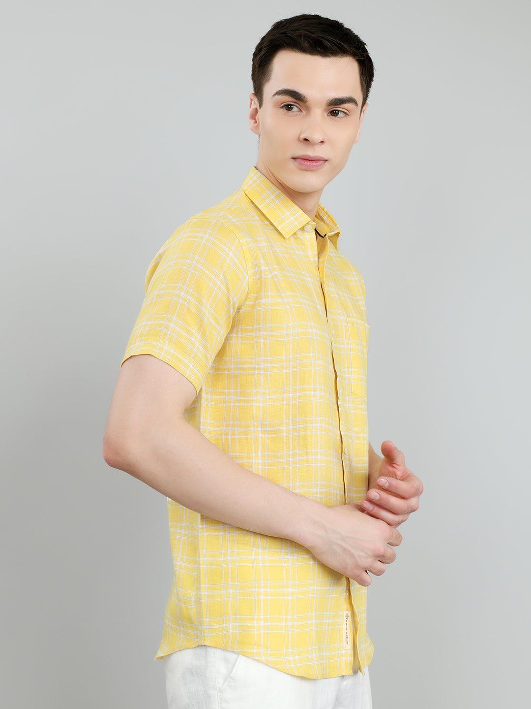 Men Yellow Check Collar Half Sleeve Shirt