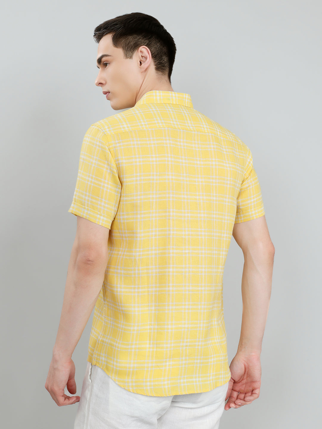 Men Yellow Check Collar Half Sleeve Shirt