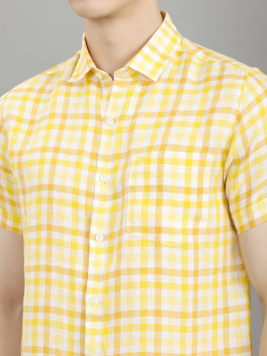 Men Yellow Check Collar Half Sleeve Shirt