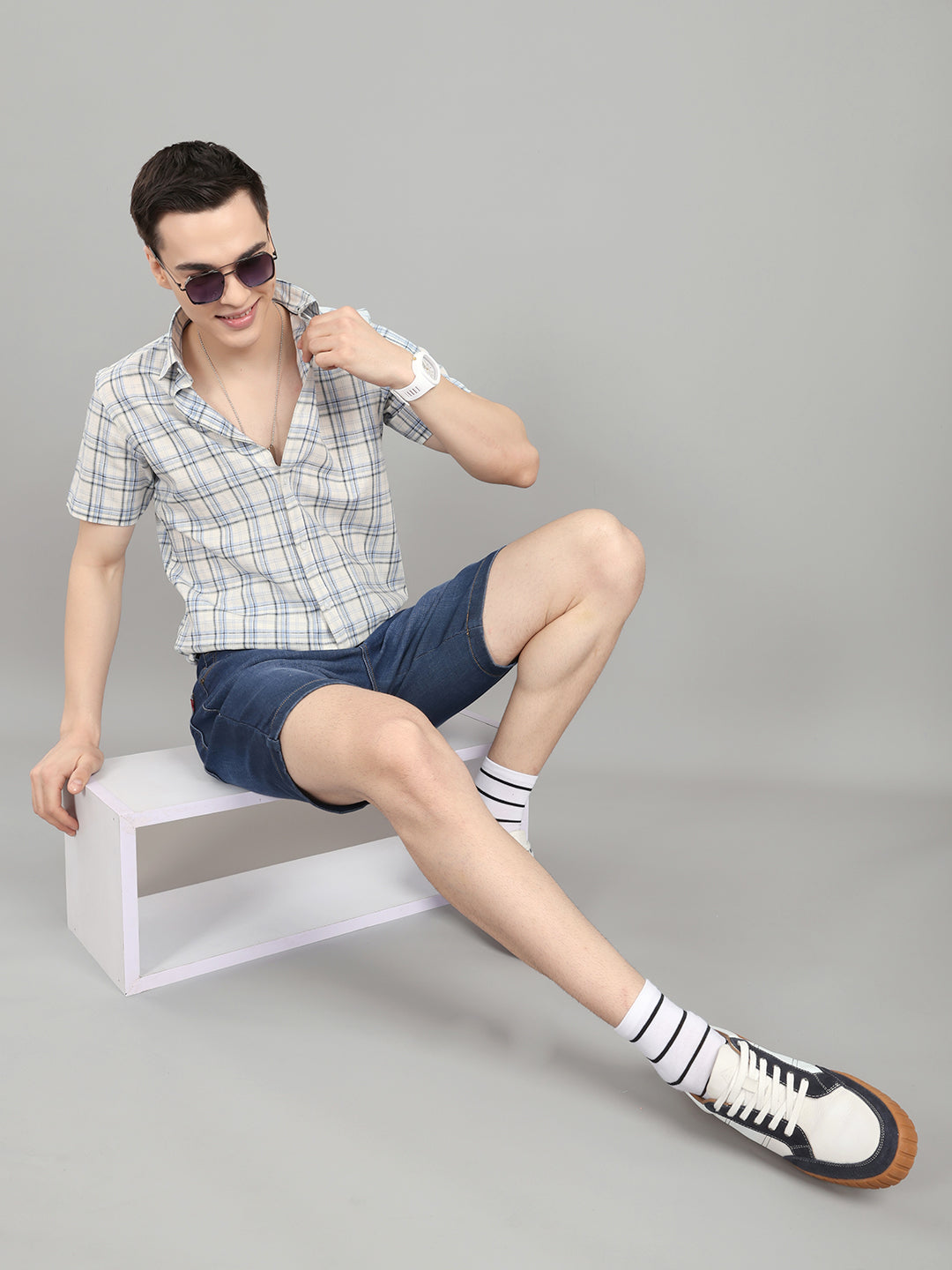 Men Sky Blue Check Collar Half Sleeve Shirt