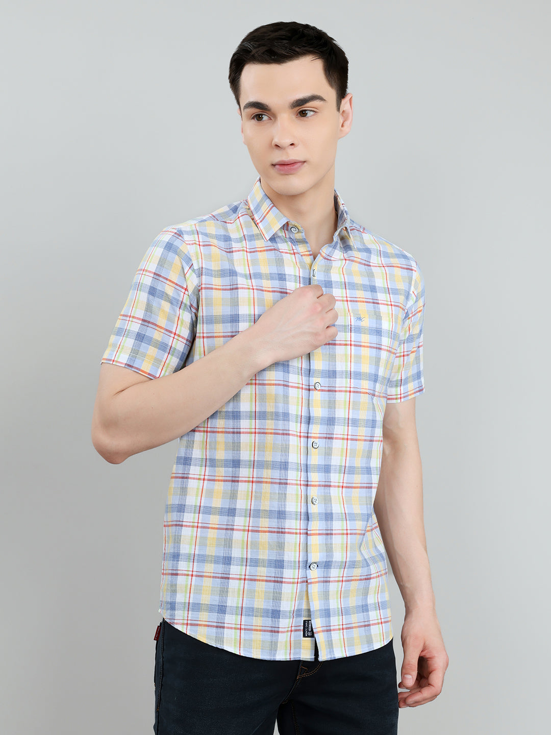 Men Blue Check Collar Half Sleeve Shirt