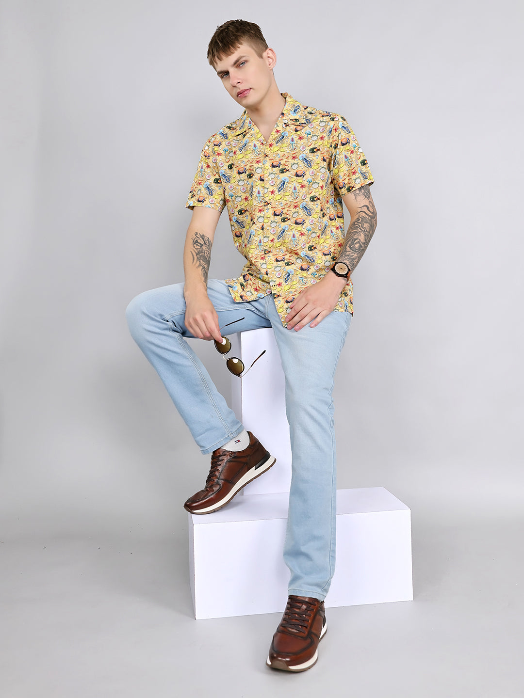 Men Yellow Printed Collar Half Sleeve Shirt