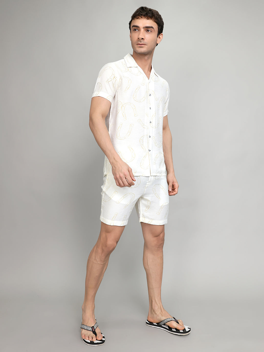 Men White Printed Revere Collar Half Sleeve Cords Set