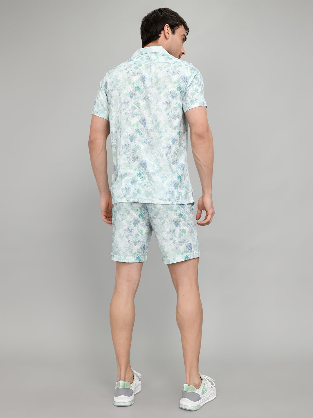 Men Sea Green Printed Round Neck Half Sleeve Cords Set