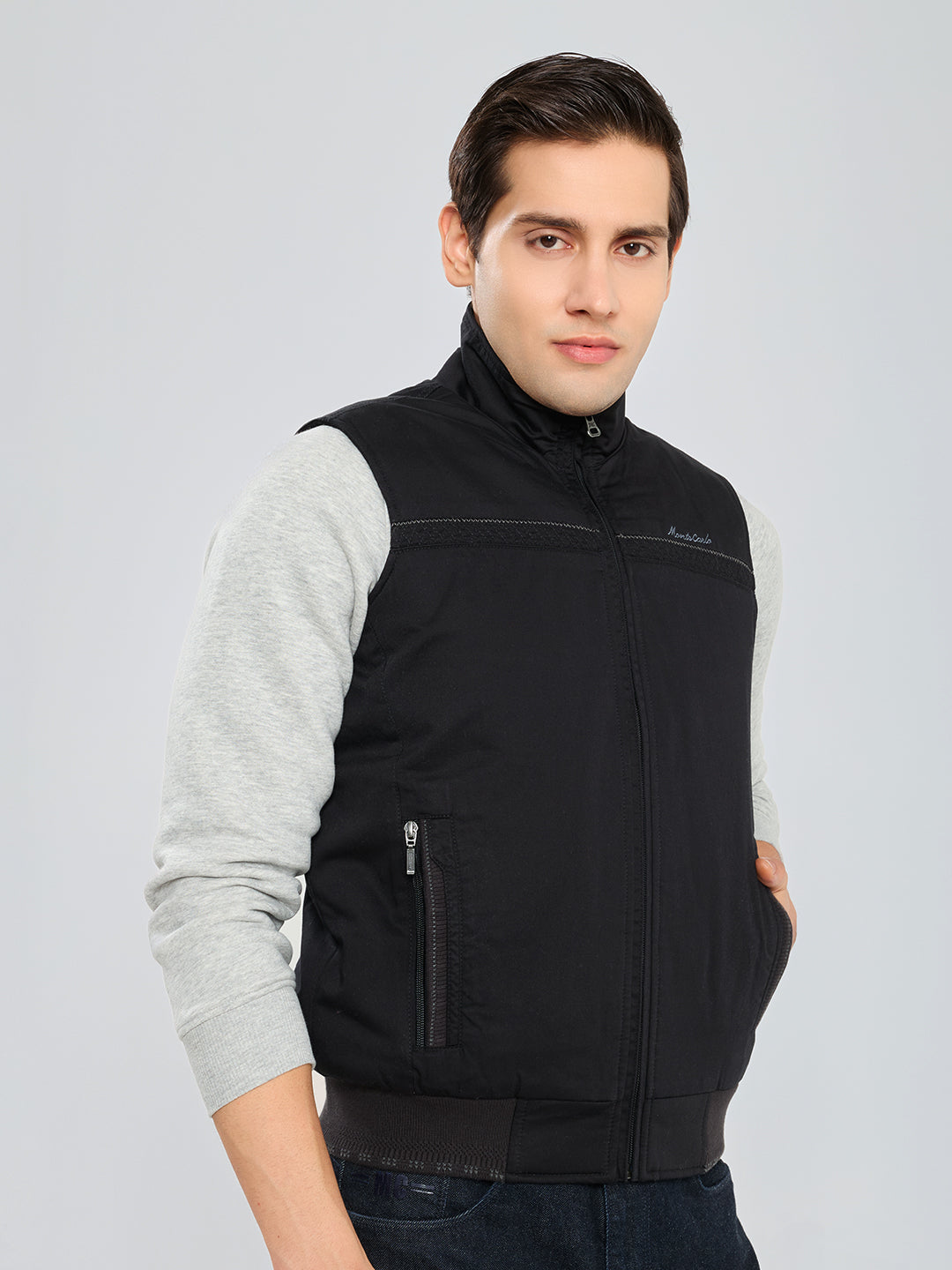 Men Black Solid Collar Sleeveless Bomber Jacket