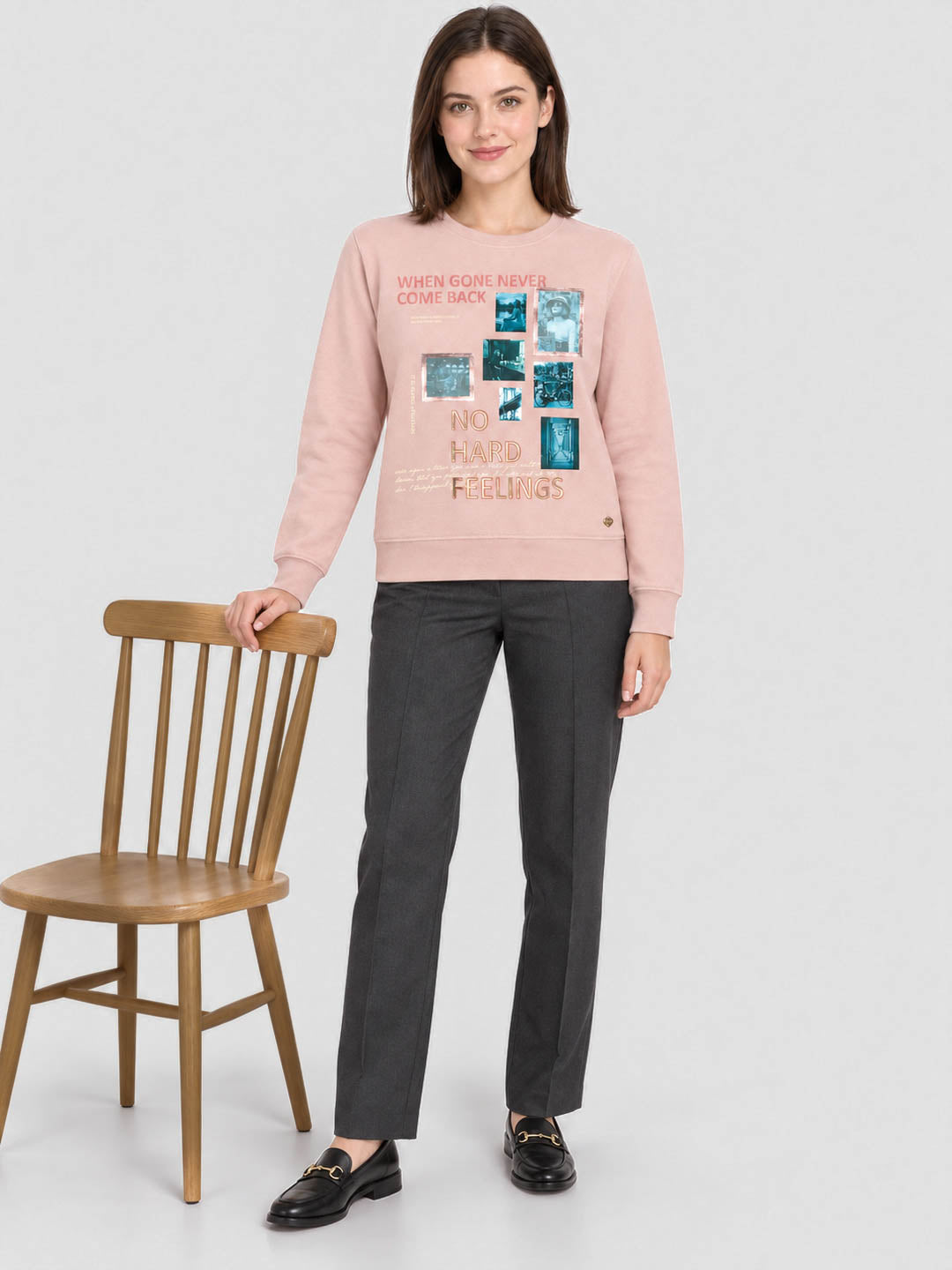 Women Light Pink Printed Round Neck Full Sleeve Winter Top