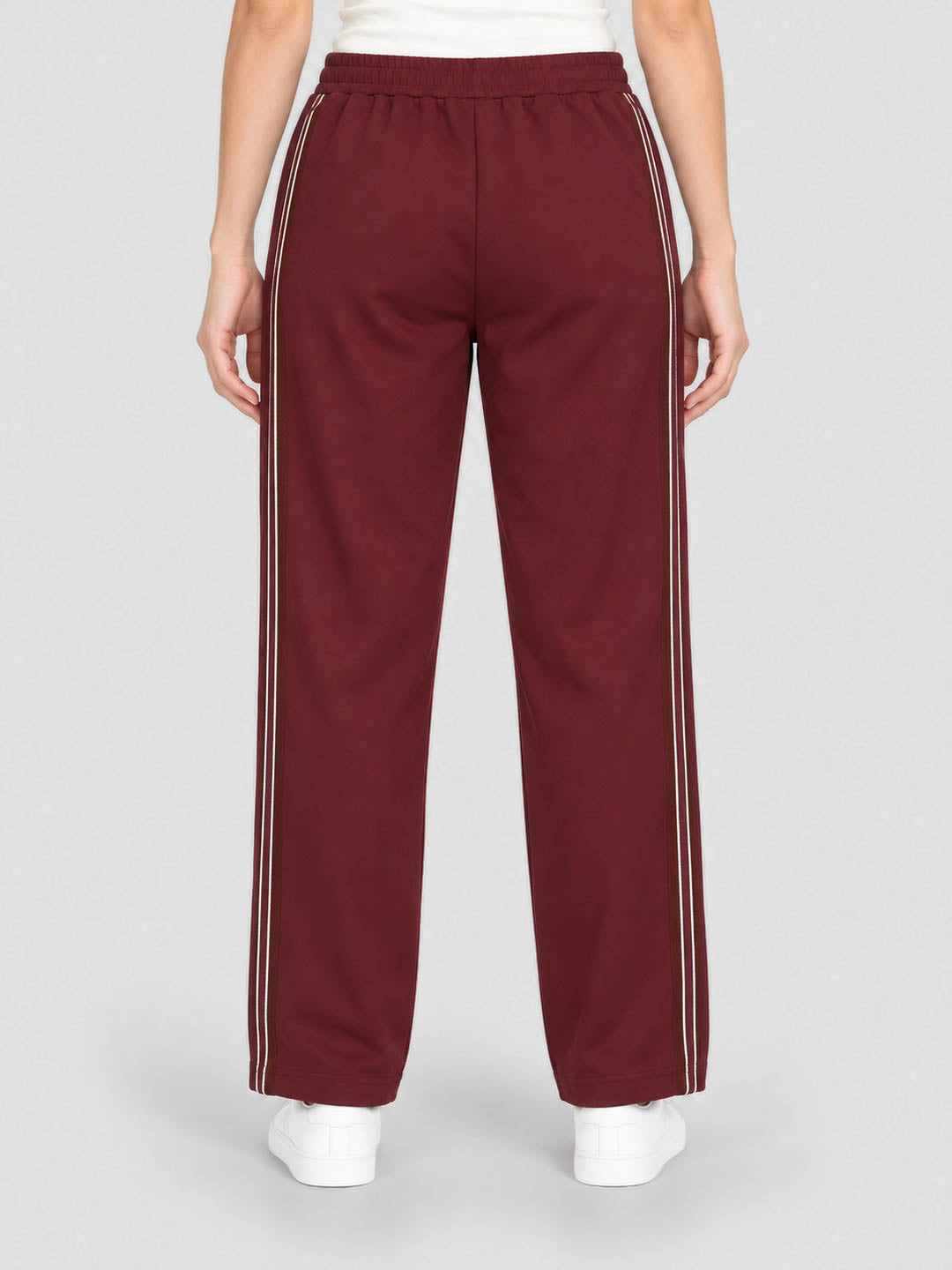 Women Burgundy Solid Regular Fit Winter Lower