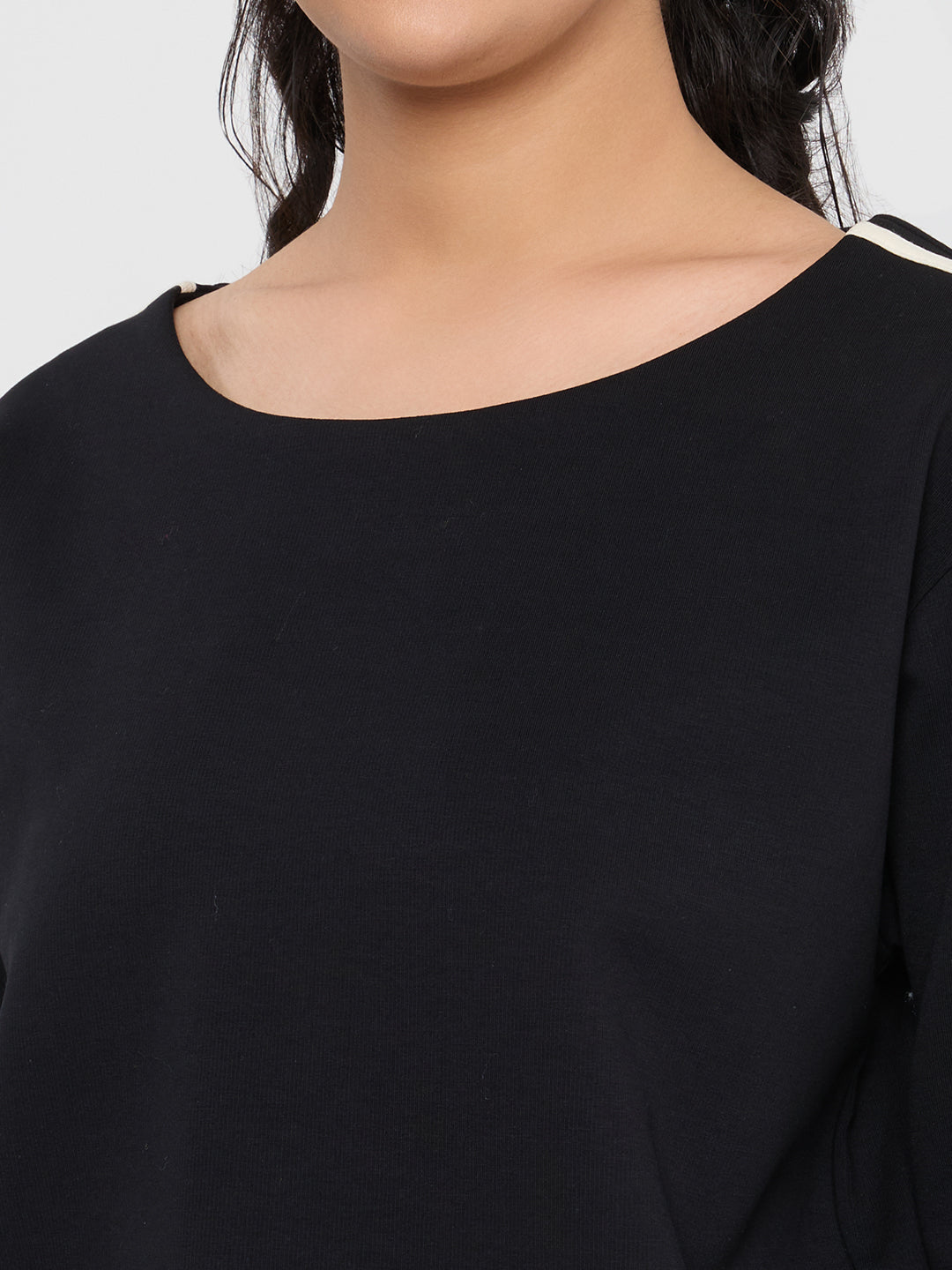 Women Black Solid Round Neck Short Sleeve Cords Set