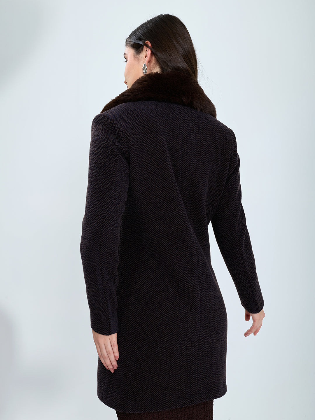 Women Grey Self Design Fur Collar Full Sleeve Coat